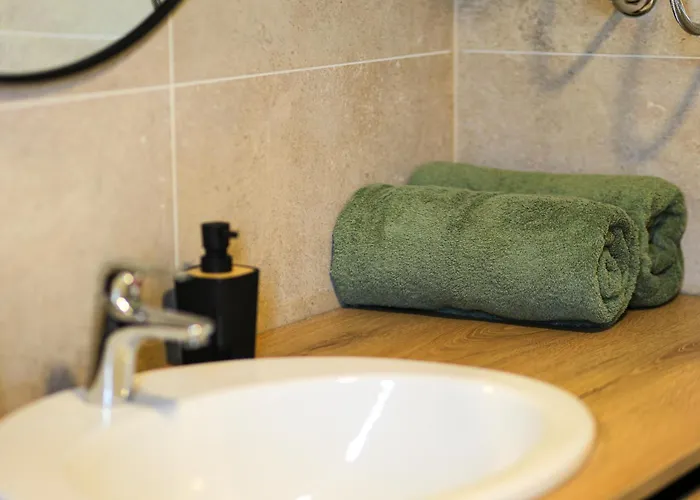 Viva Vlasic - I Vikendica Sisava